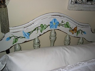 Baby Bed Detail #1