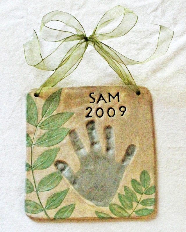 Leaves hand impression Sam