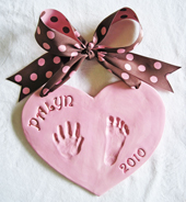 Payln-pink-heart-hand-impression