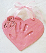 pink-heart-hand-impression-avery