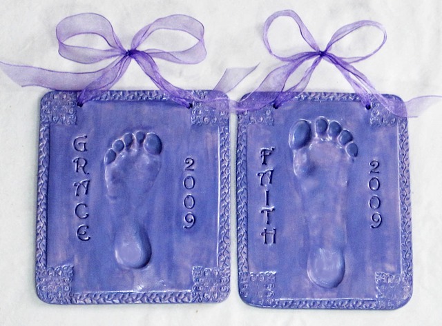 Purple foot plaques